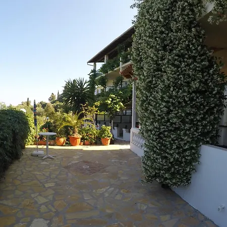 Hotel de apartamente Corfu Andromaches Achílleion