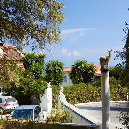 Hotel de apartamente Corfu Andromaches