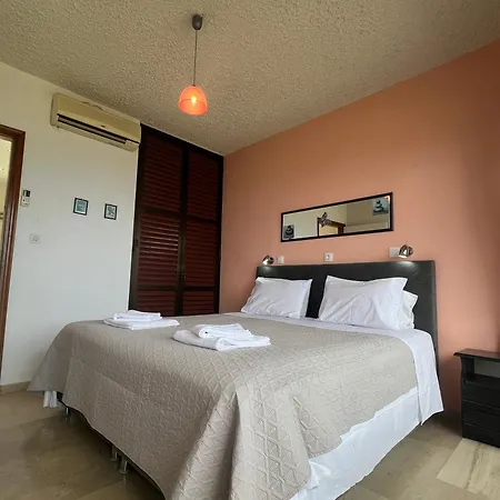 Corfu Andromaches 3* Achílleion