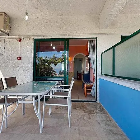 Aparthotel Corfu Andromaches