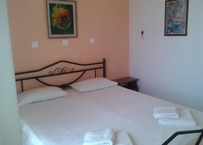 Apartmanhotel Corfu Andromaches 3*