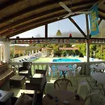 アパートホテル Corfu Andromaches 3*