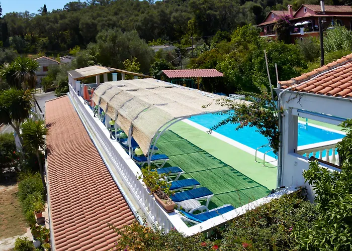 公寓式酒店 Corfu Andromaches