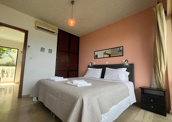 Corfu Andromaches 3* Achílleion