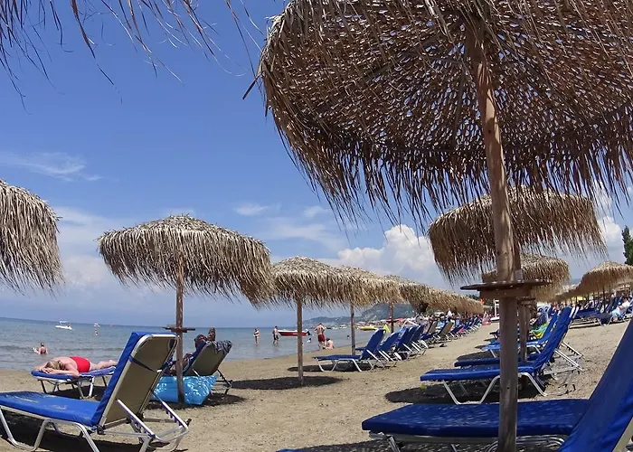 Corfu Andromaches 公寓式酒店